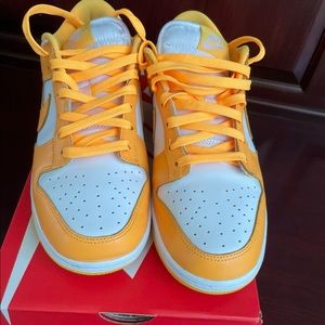 Nike dunk low (laser orange) womens 10.5 mens 9